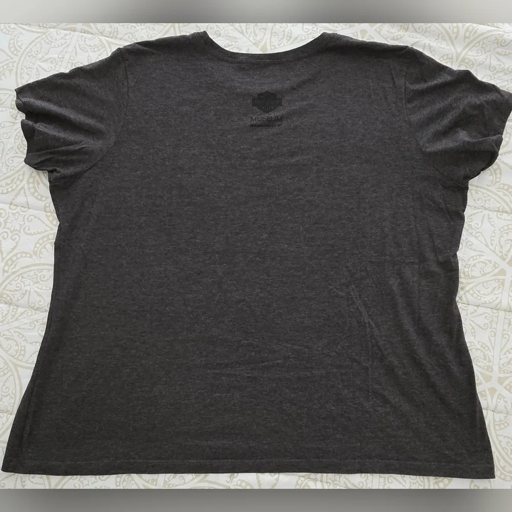 Harley-Davidson Museum Short Sleeve Shirt, Plus Size - Picture 3 of 7